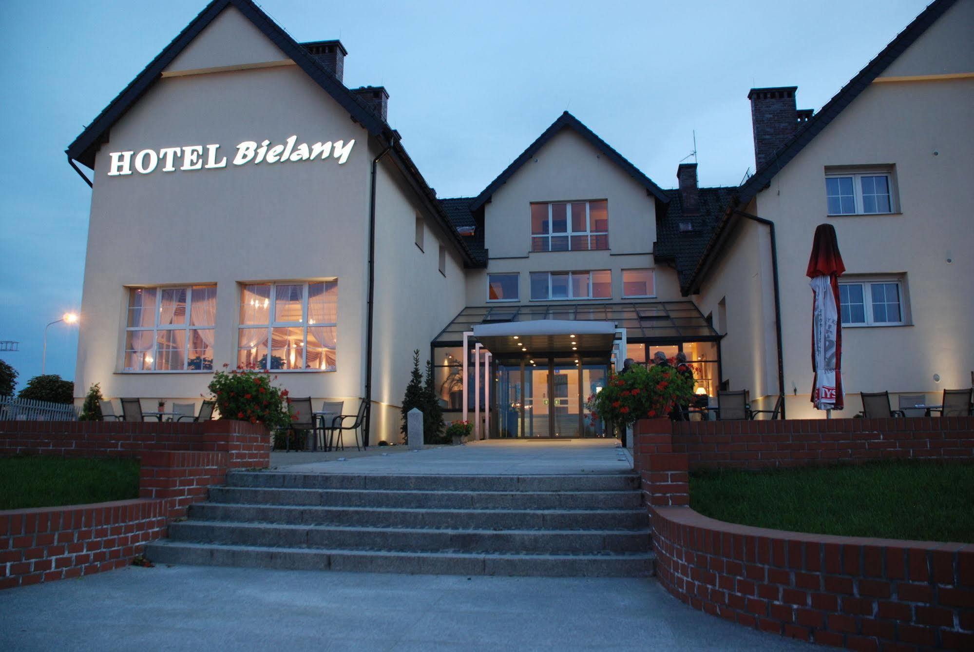 Hotel Bielany Bielany Wrocławskie Екстериор снимка