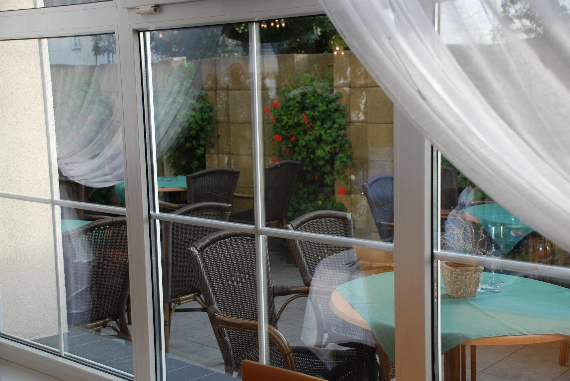Hotel Bielany Bielany Wrocławskie Екстериор снимка